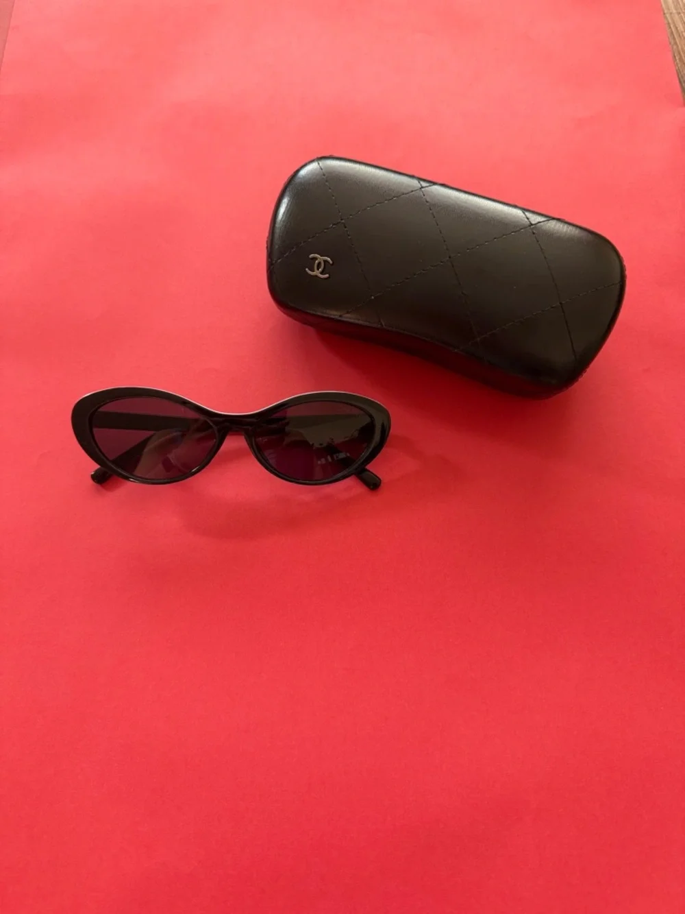 Black Sunglasses - Picture 16 of 16